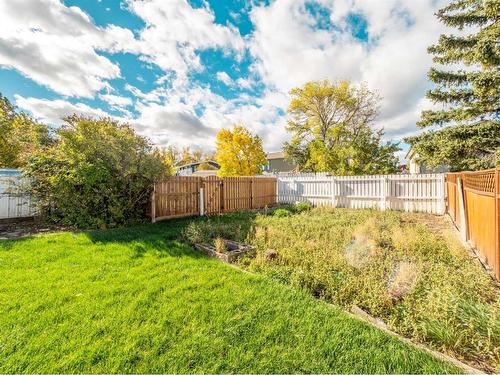 920 Wilderness Avenue, Pincher Creek, AB - Outdoor