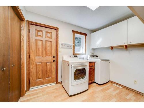 29211 Twp Road 6-0, Rural Pincher Creek No. 9, M.D. Of, AB - Indoor Photo Showing Laundry Room