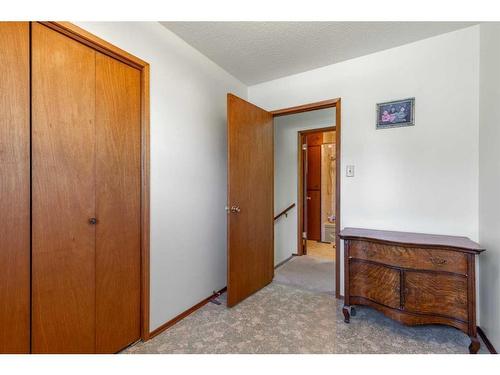 1307 24 Avenue, Coaldale, AB - Indoor