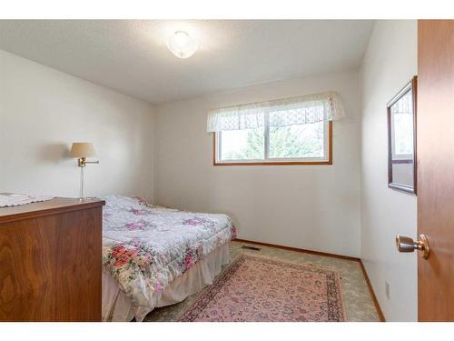 1307 24 Avenue, Coaldale, AB - Indoor Photo Showing Bedroom