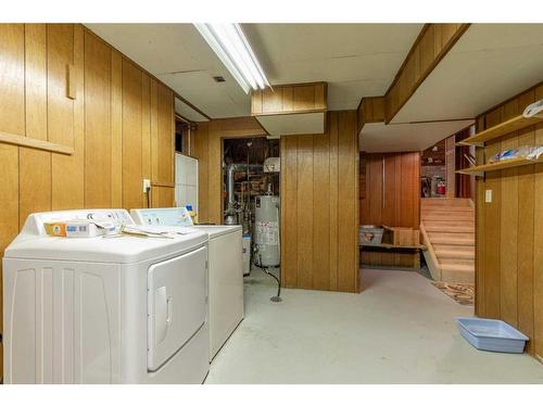 1307 24 Avenue, Coaldale, AB - Indoor Photo Showing Laundry Room