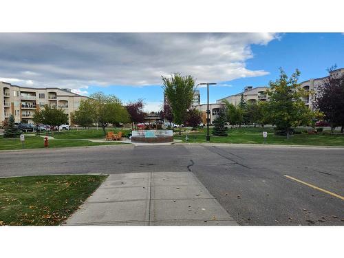 324-2020 32 Street South, Lethbridge, AB - Outdoor With View