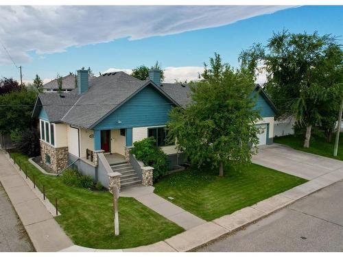 570 27 Street, Fort Macleod, AB - Outdoor With Facade