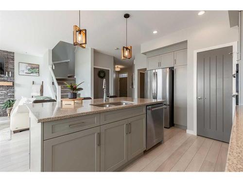 94 Blackwolf Bay North, Lethbridge, AB - Indoor Photo Showing Kitchen With Double Sink With Upgraded Kitchen