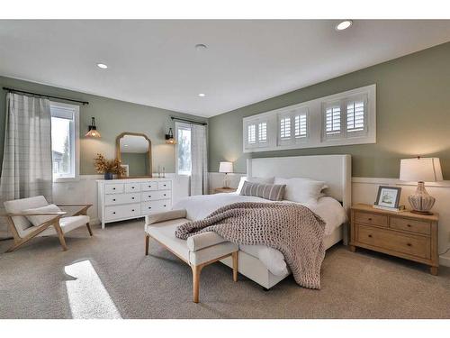 161 Sixmile Bend South, Lethbridge, AB - Indoor Photo Showing Bedroom