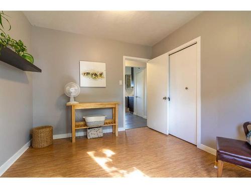 2914 13 Avenue South, Lethbridge, AB - Indoor Photo Showing Other Room