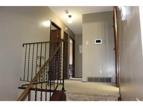 413 7 Street North, Picture Butte, AB - Indoor Photo Showing Other Room