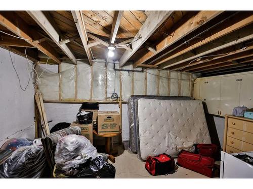 140 2 Street South, Lomond, AB - Indoor Photo Showing Basement