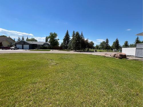 105 Fairway Drive, Coaldale, AB 