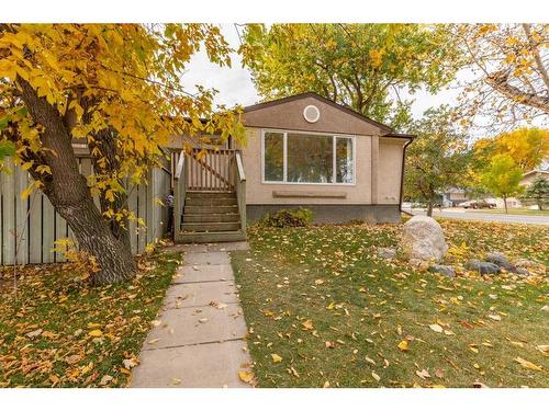 5008 4 Street, Coalhurst, AB - Outdoor