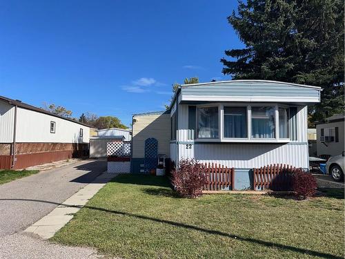 #22-2300 13 Street North, Lethbridge, AB 