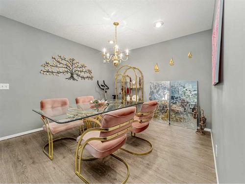 27 Canyon Court West, Lethbridge, AB - Indoor Photo Showing Dining Room