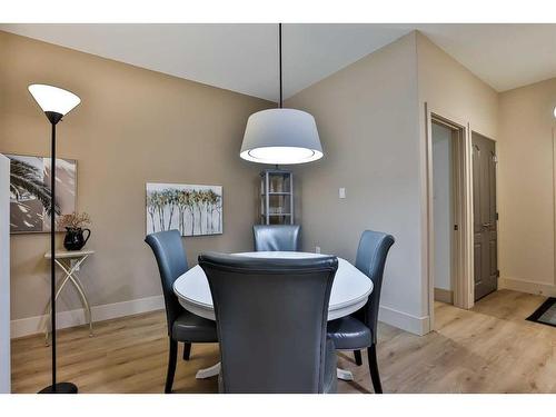 103-1601 9A Avenue South, Lethbridge, AB - Indoor Photo Showing Dining Room