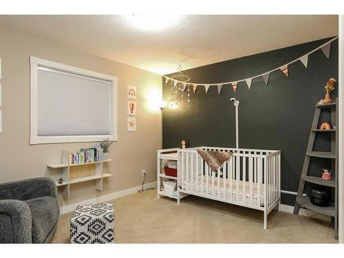 4610 7 Street, Coalhurst, AB - Indoor Photo Showing Bedroom