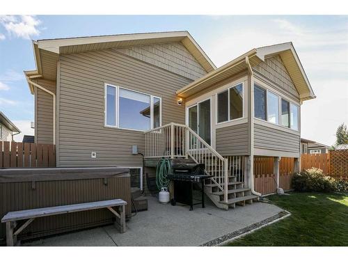 4610 7 Street, Coalhurst, AB - Outdoor With Exterior