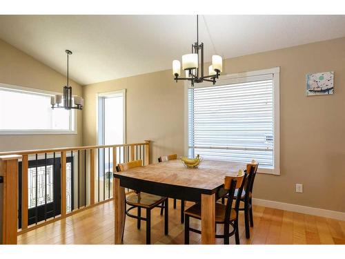 4610 7 Street, Coalhurst, AB - Indoor Photo Showing Dining Room