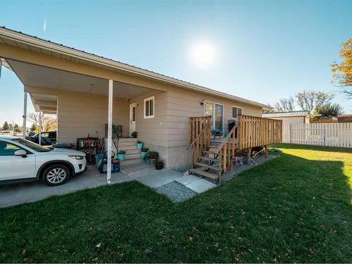 612 Mcdougall Street, Pincher Creek, AB - Outdoor With Exterior