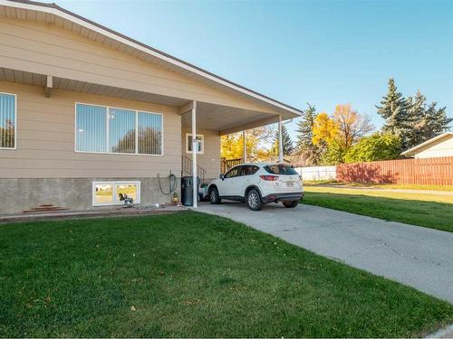 612 Mcdougall Street, Pincher Creek, AB - Outdoor