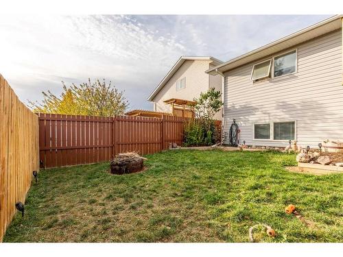 7 Chilcotin Way West, Lethbridge, AB - Outdoor