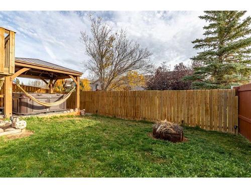 7 Chilcotin Way West, Lethbridge, AB - Outdoor With Deck Patio Veranda With Backyard