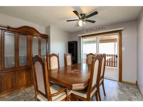 4501 56 Ave., Taber, AB - Indoor Photo Showing Dining Room