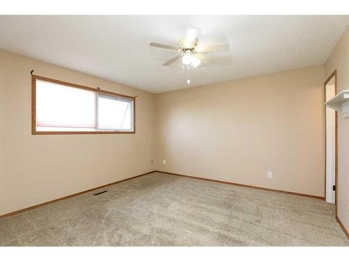 4501 56 Ave., Taber, AB - Indoor Photo Showing Other Room