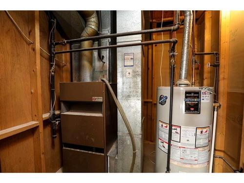 4501 56 Ave., Taber, AB - Indoor Photo Showing Basement