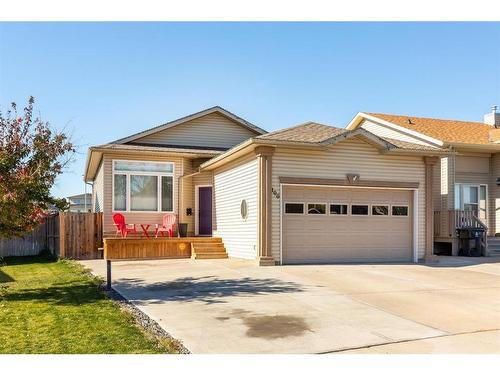 100 Blackfoot Circle West, Lethbridge, AB - Outdoor With Facade