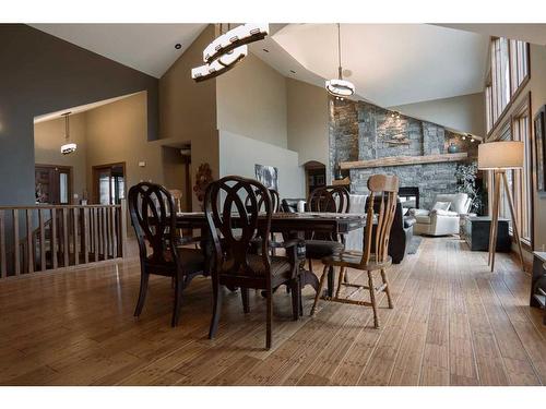 195041 Highway 512, Rural Lethbridge County, AB - Indoor Photo Showing Dining Room