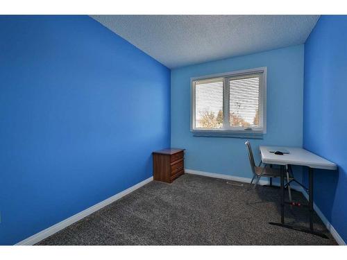 206 5 Street, Warner, AB - Indoor