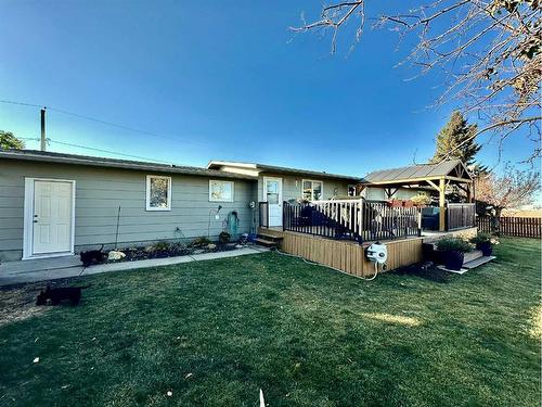 210 4 Street East, Cardston, AB - Outdoor With Deck Patio Veranda