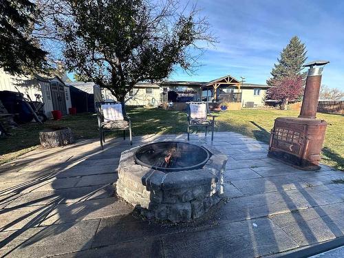 210 4 Street East, Cardston, AB - Outdoor With Deck Patio Veranda