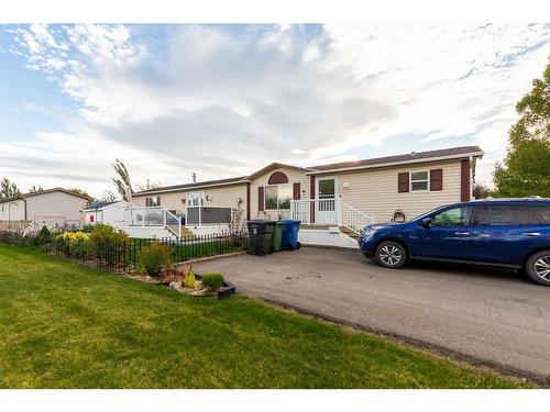 207 Station Boulevard, Coaldale, AB 