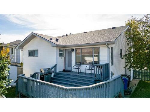 359 Heritage Crescent West, Lethbridge, AB - Outdoor