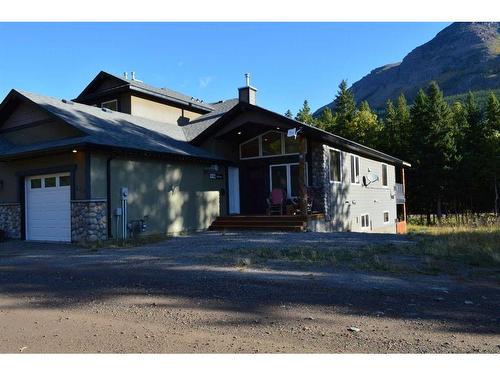 401 Castle Mountain Way, Rural Pincher Creek No. 9, M.D. Of, AB - Outdoor