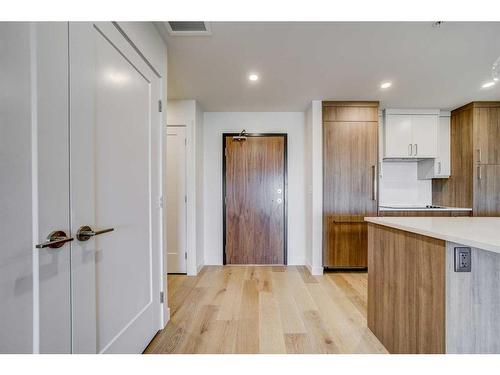 515-102 Scenic Drive North, Lethbridge, AB - Indoor Photo Showing Kitchen