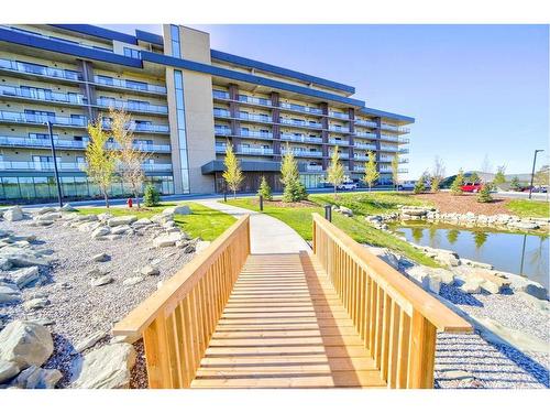 515-102 Scenic Drive North, Lethbridge, AB - Outdoor With Facade