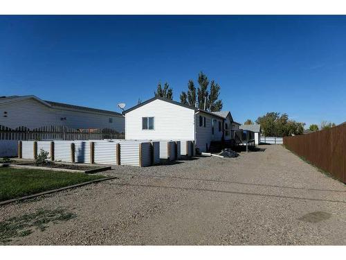 1716 18 Avenue, Coaldale, AB - Outdoor