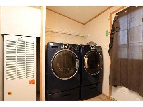 1716 18 Avenue, Coaldale, AB - Indoor Photo Showing Laundry Room