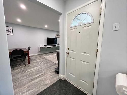 2420 14 Avenue South, Lethbridge, AB - Indoor Photo Showing Other Room