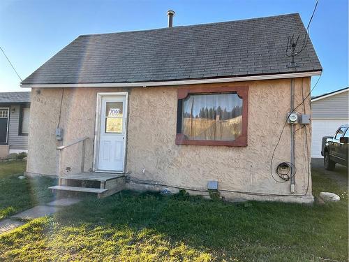 7046 18 Avenue, Coleman, AB - Outdoor With Exterior