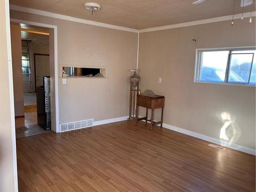 7046 18 Avenue, Coleman, AB - Indoor Photo Showing Other Room