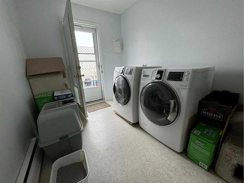 5.86 Acres Barons, Barons, AB - Indoor Photo Showing Laundry Room