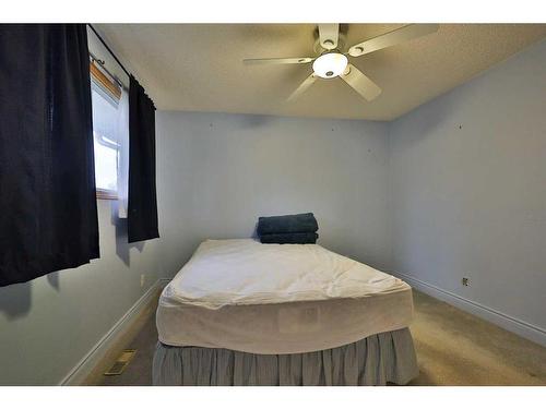 206 2 Avenue, Warner, AB - Indoor Photo Showing Bedroom