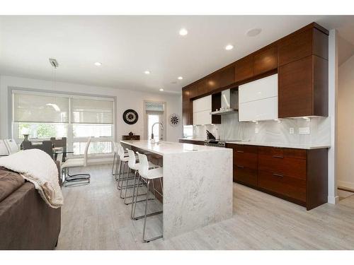 87 Jessie Robinson Close North, Lethbridge, AB - Indoor Photo Showing Kitchen