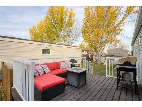 312 Station Boulevard, Coaldale, AB 