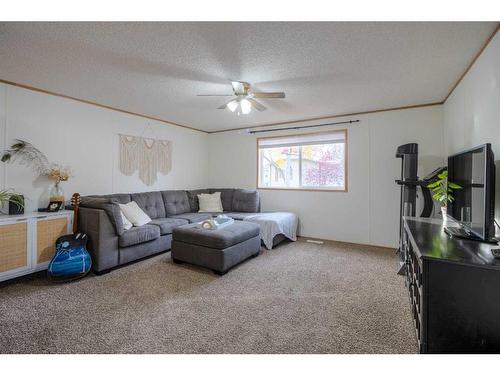 312 Station Boulevard, Coaldale, AB 