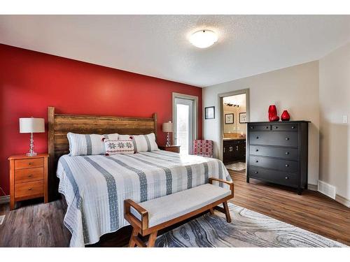 5205 44A Street, Taber, AB - Indoor Photo Showing Bedroom