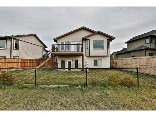 332 Stonecrest Place West, Lethbridge, AB - Outdoor