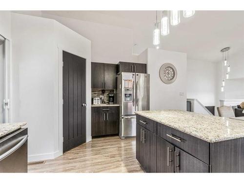 4631 62A Avenue, Taber, AB - Indoor Photo Showing Kitchen With Upgraded Kitchen